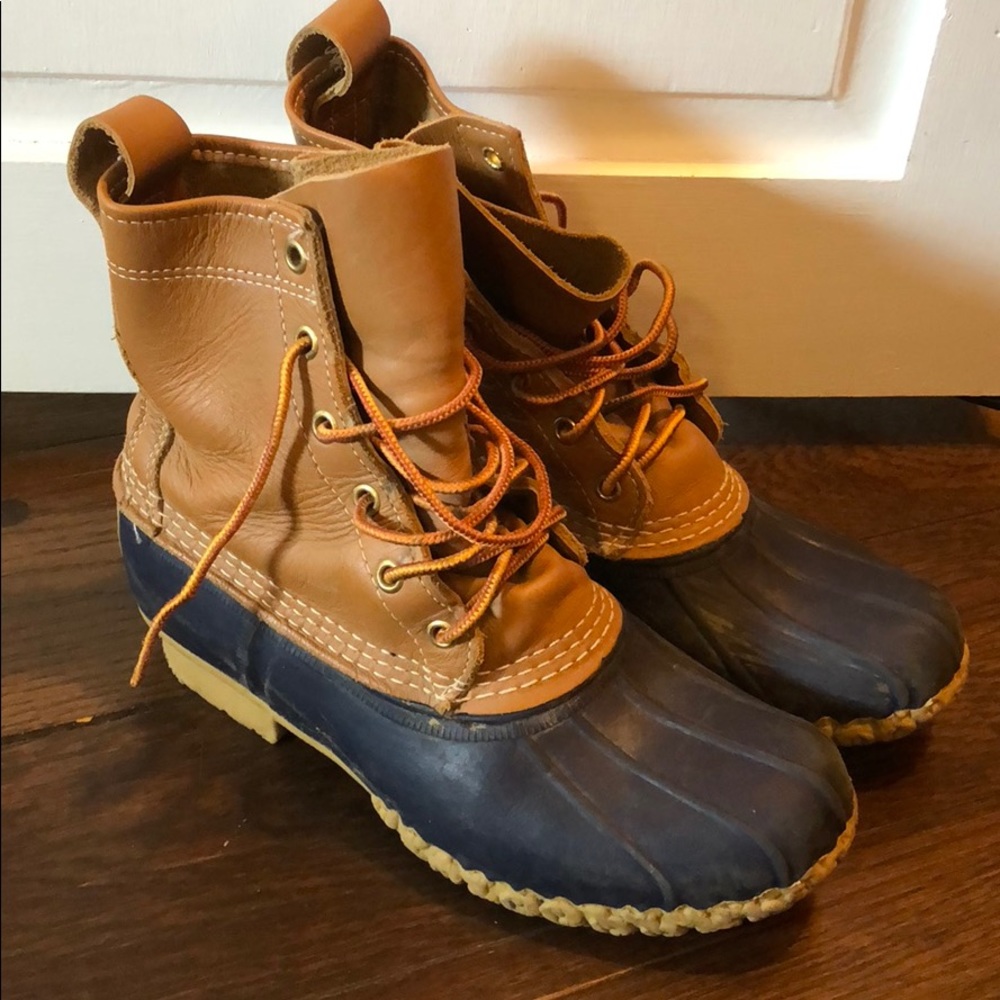 L.L. Bean Boots (navy)